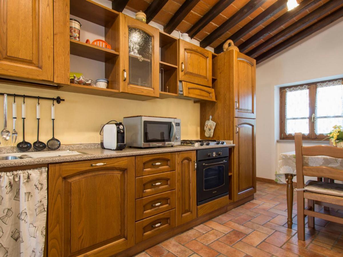 Holiday Home Casa Clotilde By Interhome Чивітелла-ін-Валь-ді-К'яна Екстер'єр фото