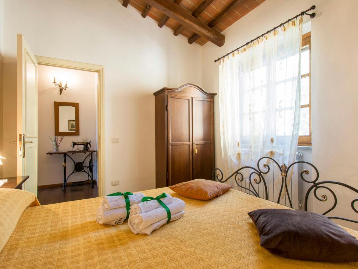 Holiday Home Casa Clotilde By Interhome Чивітелла-ін-Валь-ді-К'яна Екстер'єр фото